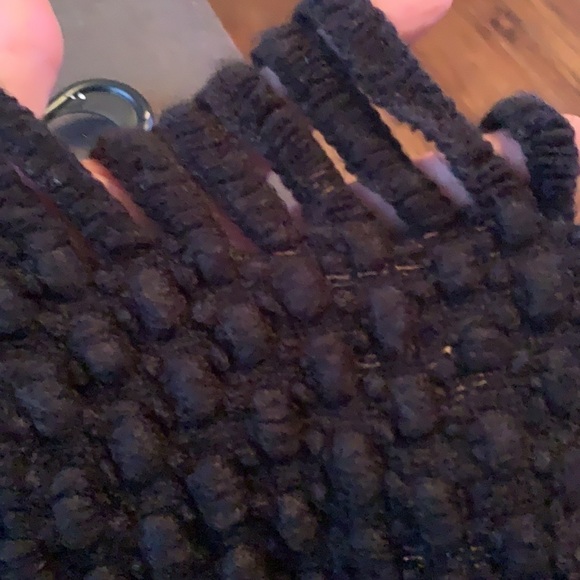 Max Studio black pancho - Picture 7 of 7